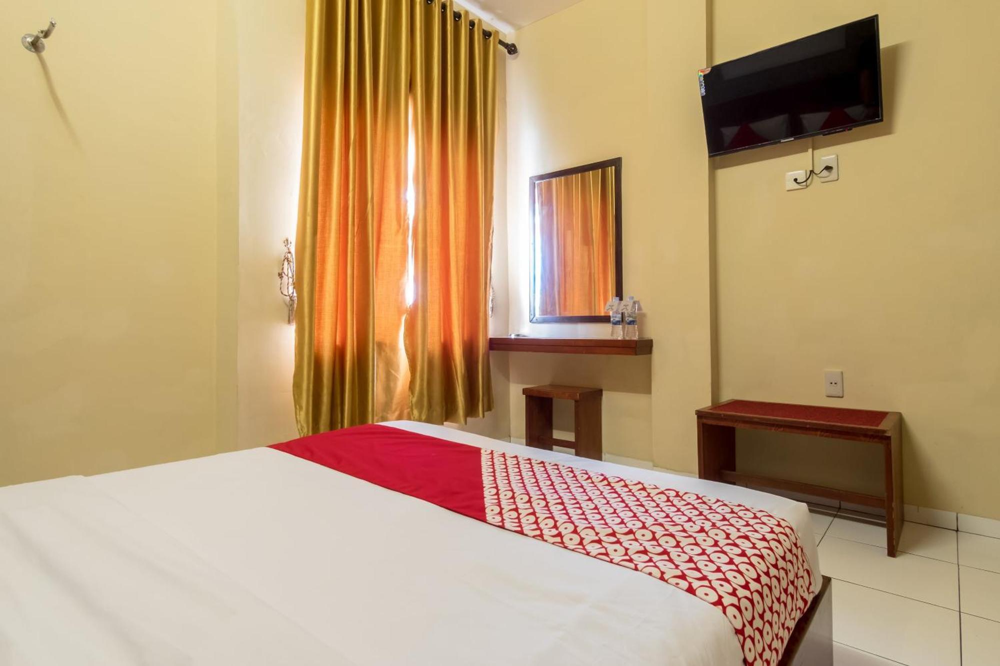 Capital O 615 Residence Puri Hotel Syariah Medan Exterior photo