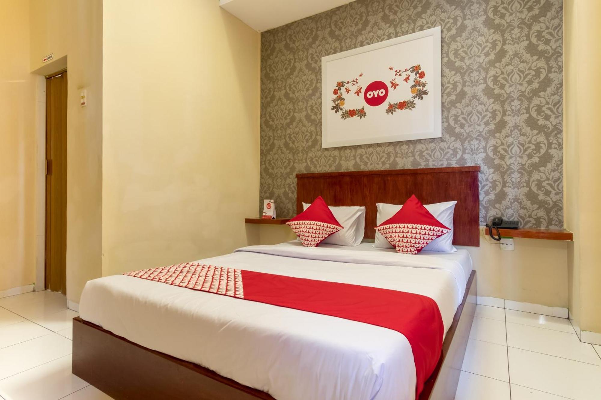 Capital O 615 Residence Puri Hotel Syariah Medan Exterior photo