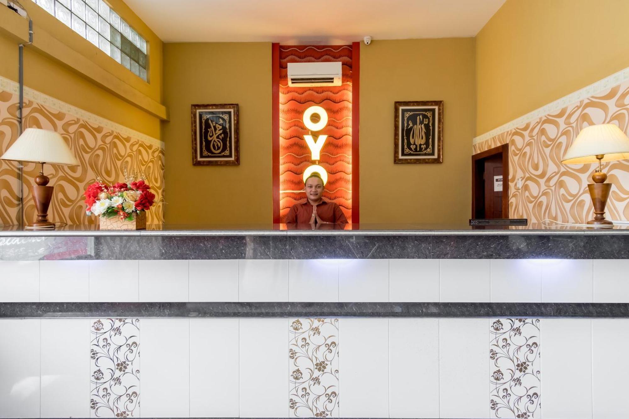 Capital O 615 Residence Puri Hotel Syariah Medan Exterior photo